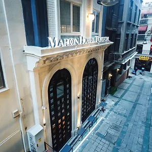 Maroon Tomtom Otel