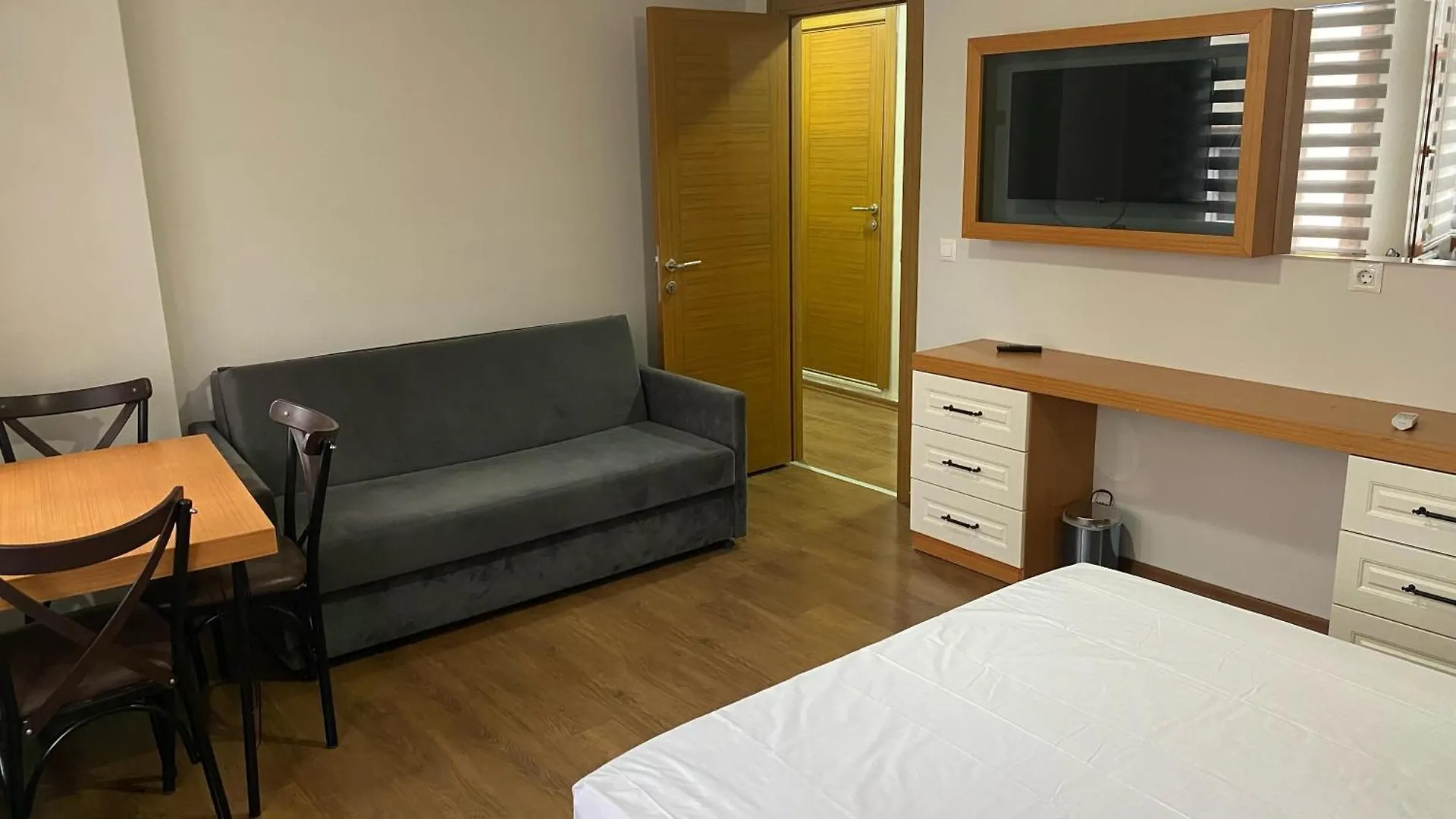 Aras Life Hotel اسطنبول